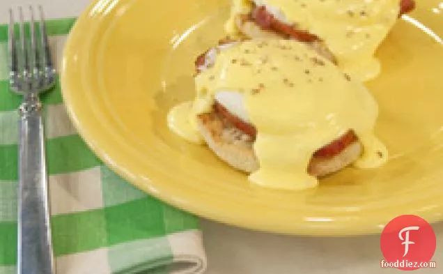Eggs Benedict With Easy Hollandaise