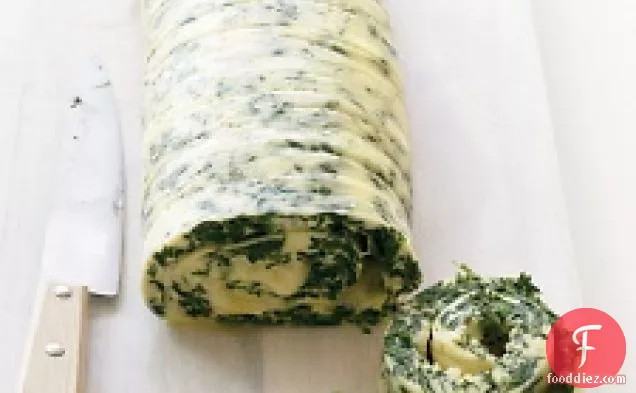Family-style Rolled Omelet With Spinach And Cheddar