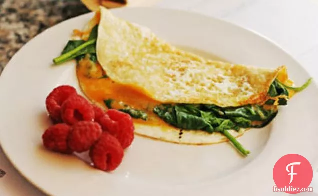 Spinach And Cheddar Egg White Omelet