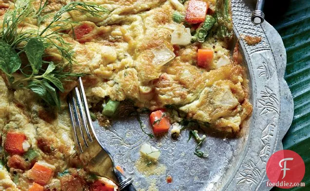 Lao Omelet with Dill, Scallion and Thai Chile