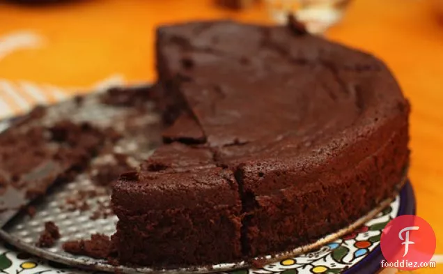 Chocolate-prune Cake