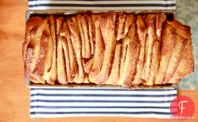 Cinnamon Sugar Pull-apart Bread