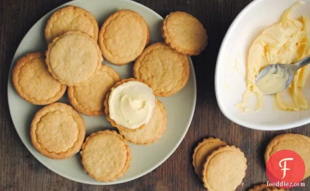 Homemade Custard Creams