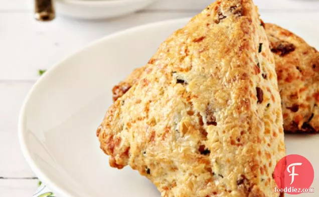 Bacon And Cheddar Scones