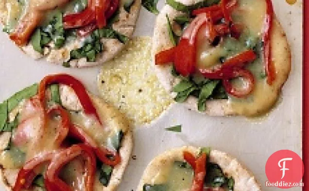Spinach And Pepper Pita Pizzas