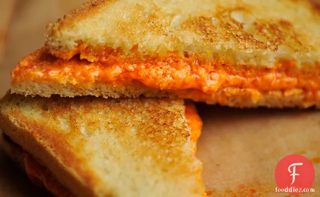 Grilled Pepper Cheese Sandwiches