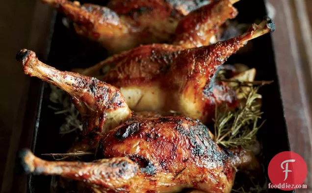 हनी-एंड-लेमन-ग्लेज़ेड रोस्ट चिकन