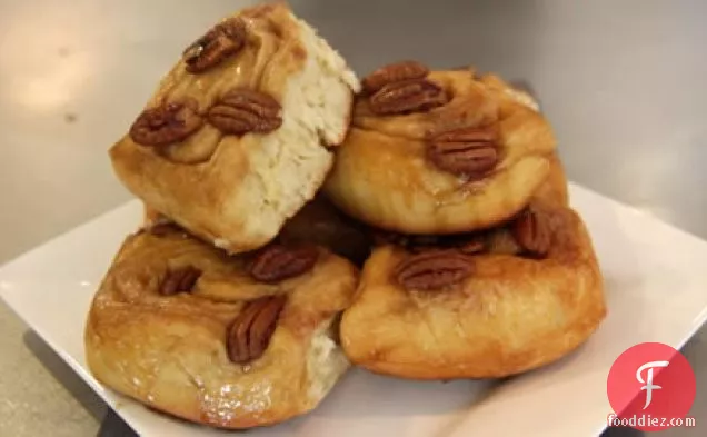 तुलसी-टमाटर टूना स्टेक