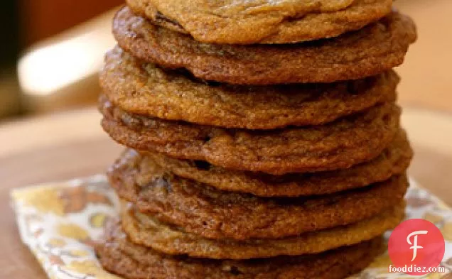 Chewy Molasses Chocolate Chip Cookies