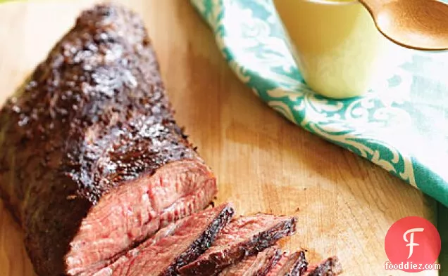 क्यूबन मोजो सॉस के साथ ग्रिल्ड ट्राई-टिप