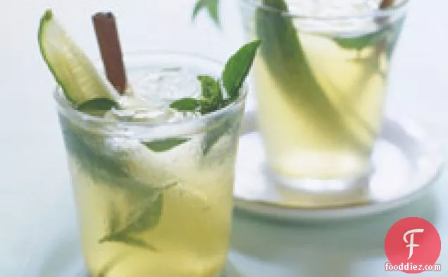 लिलेट-तुलसी कॉकटेल
