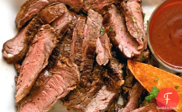 रात का खाना आज रात: घर का बना स्टेक सॉस के साथ स्कर्ट स्टेक