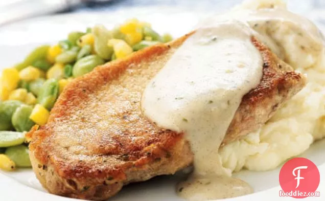 Pork Chops with Country Gravy