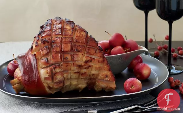 Smoked Ham with Apple-Riesling Sauce