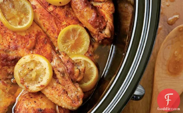 धीमी गति से पका हुआ बारबेक्यू चिकन