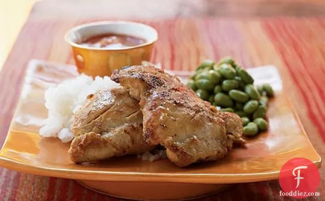 Seared Chicken with Sriracha Barbecue Dipping Sauce