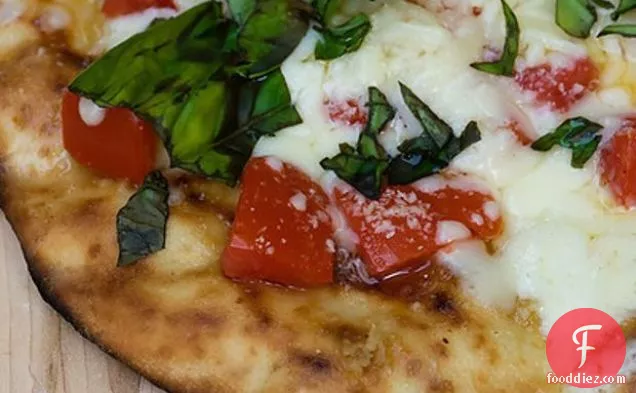 ग्रील्ड पिज्जा