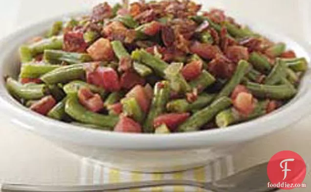 Slow-Cooked Green Beans, Tomatoes and Bacon