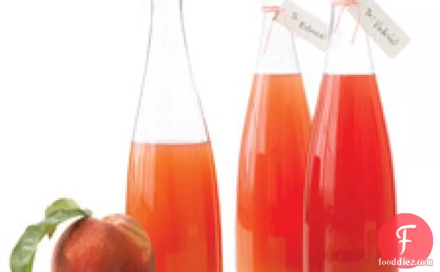 Fresh-peach-infused Vinegar