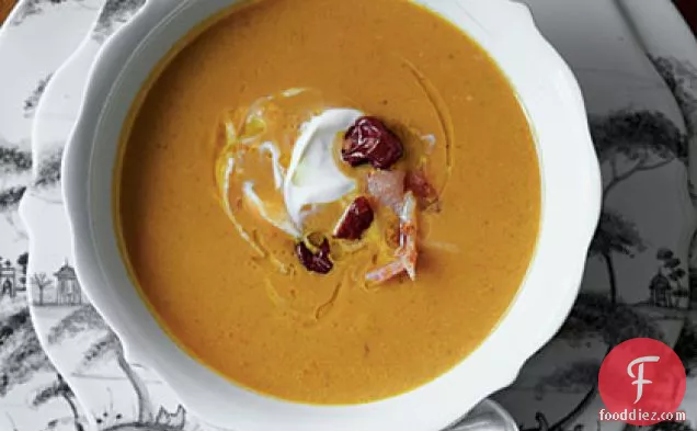 शाहबलूत सूप की क्रीम