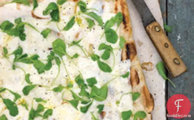 Grilled Pizza With Fontina And Arugula