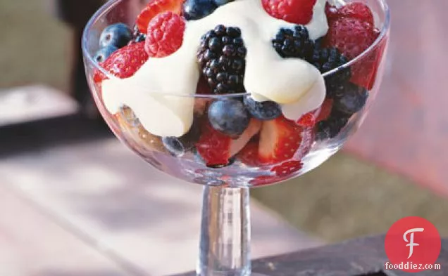 Berries With Tequila Cream