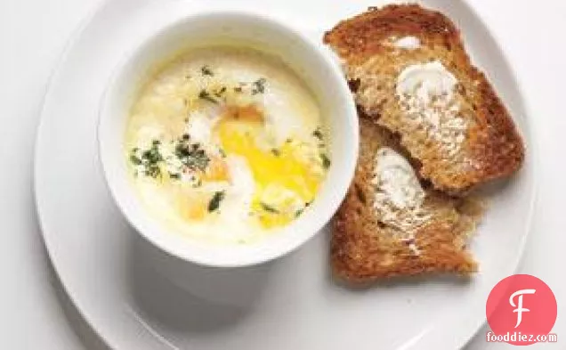 Baked Eggs With Cream And Herbs Recipe