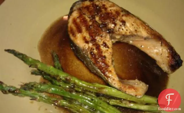Grilled Salmon and Asparagus With Balsamic Butter