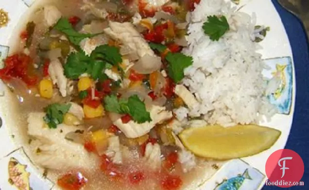 गर्म और मसालेदार मछली का सूप