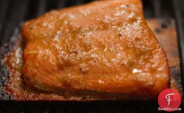 Cedar Plank Salmon With Ginger Sauce