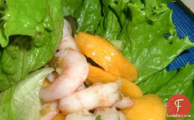 Papaya Shrimp Lettuce Wraps