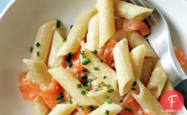Penne with Cream, Smoked Salmon, and Chives
