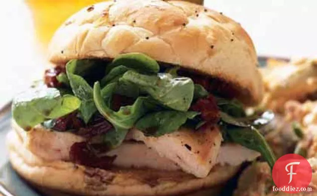 Chicken Sandwich with Arugula and Sun-Dried Tomato Vinaigrette