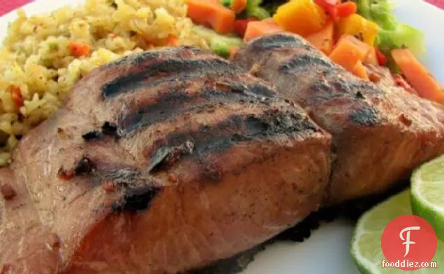 सोया जिंजर मैरिनेड (ओएएमसी)में बेक की ग्रिल्ड माही माही फ़िललेट्स