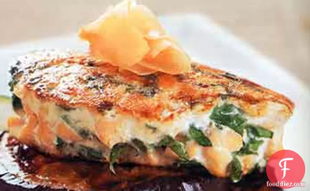 Salmon Burgers with Spinach and Ginger