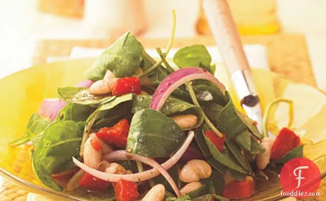 Arugula, White Bean, and Roasted Red Pepper Salad