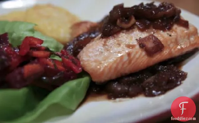 Salmon With Caramelized Onion and Fig Sauce