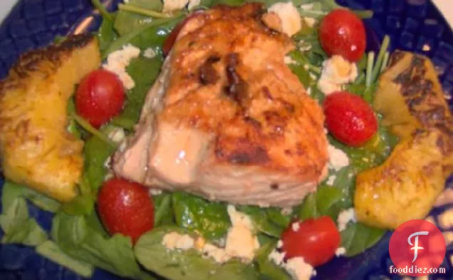 Grilled Salmon Spinach Salad