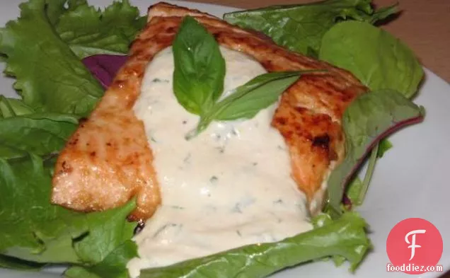Grilled Salmon With Horseradish Sauce