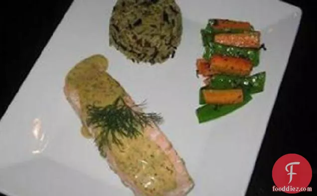 Poached Salmon With a Mustard-Dill Sauce