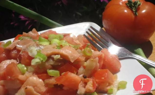 Salted Salmon and Tomato Salad With Onions (Aka Lomi Lomi Salmon