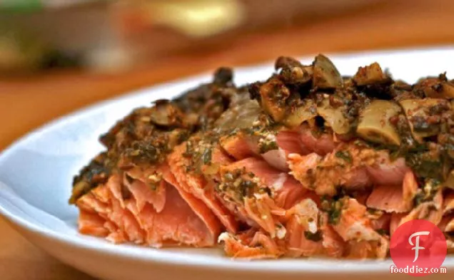 डिनर टुनाइट: सैल्मन चारमौला