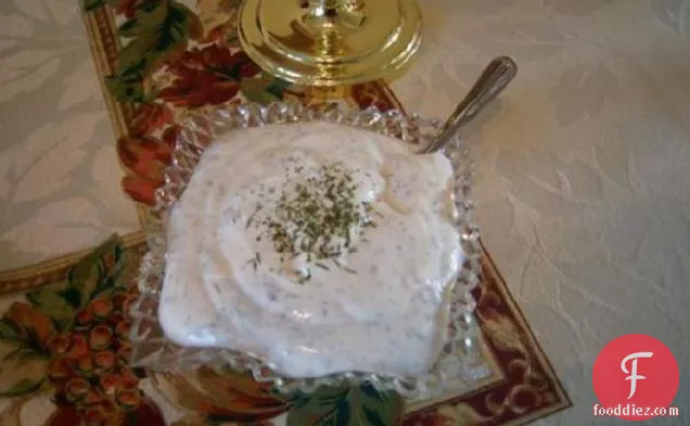 Sour Cream & Dill Sauce to Serve With Salmon