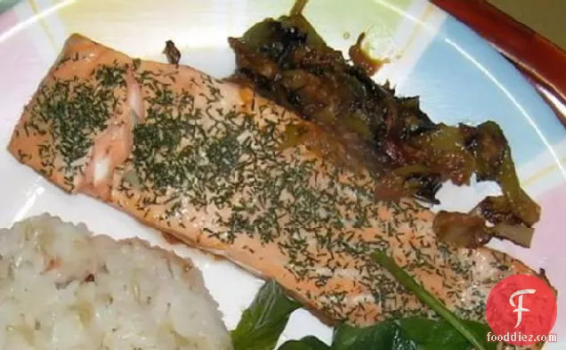 Braised Salmon With Leeks & Dill