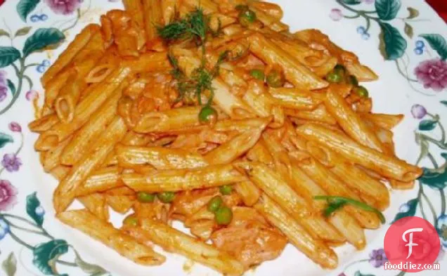 Penne With Vodka Cream and Smoked Salmon