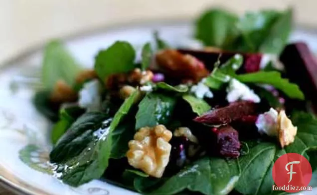 Arugula Salad With Beets And Goat Cheese