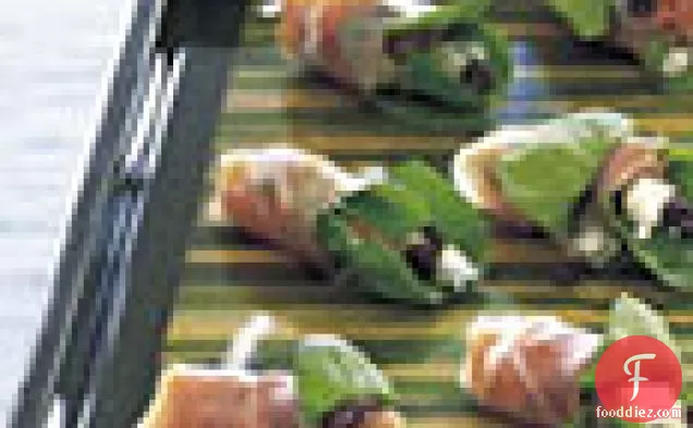 Prosciutto-Wrapped Gorgonzola with Arugula