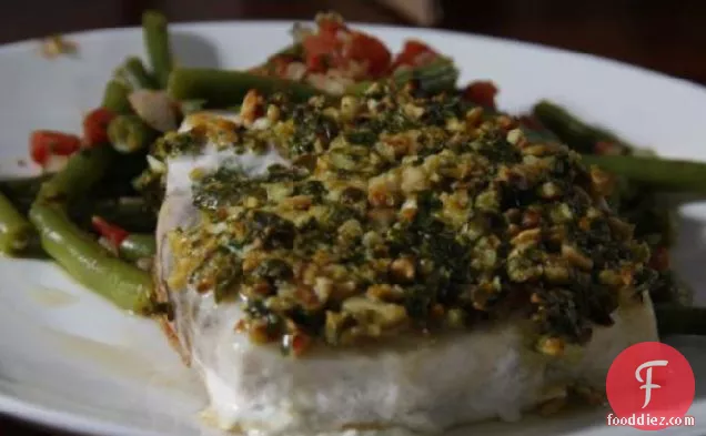 बादाम क्रस्ट के साथ स्वोर्डफ़िश