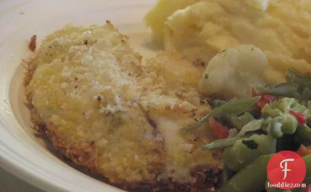 पंको क्रस्टेड फिश स्टिक्स विद हर्ब डिपिंग सॉस