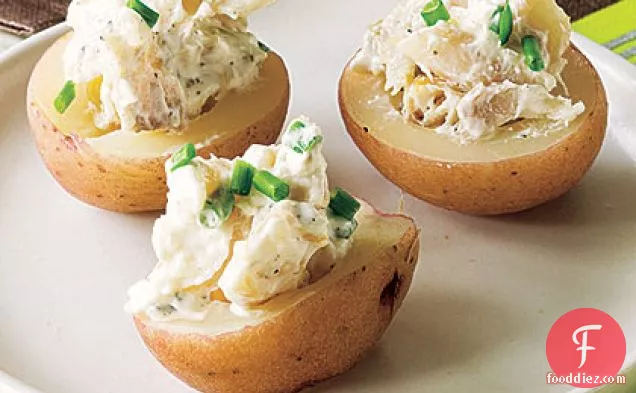 Potato Canapés Stuffed with Sour Cream and Smoked Trout